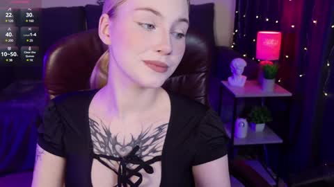 Snapshot of hellenhornny chatting on January 23, 2025, 11:04 am HellenHorny online show from January 23, 2025, 11:04 am