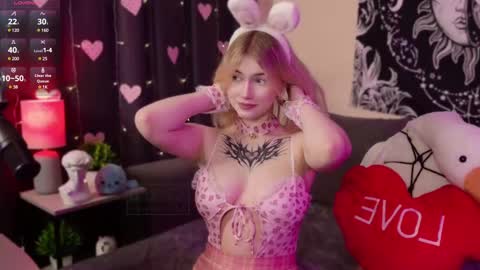 Snapshot of hellenhornny chatting on February 14, 2025, 9:34 am HellenHorny online show from February 14, 2025, 9:34 am