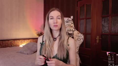 Alisia  Monday to Friday from 10 am to 4 pm GMT 2 online show from June 4, 2026, 8:20 am