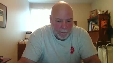 helloforfun111 online show from February 17, 2025, 1:32 pm