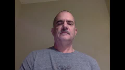 helloitsme969 online show from December 19, 2025, 6:04 pm