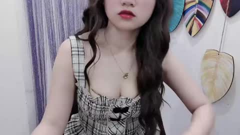 hellokitty_sexy online show from April 15, 2026, 3:35 am