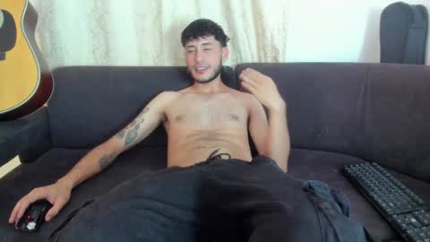 henrik_senn online show from September 20, 2025, 10:55 pm