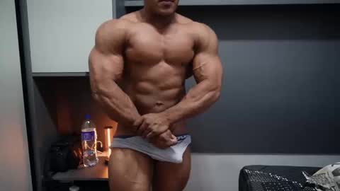 Henri online show from January 17, 2026, 8:45 pm