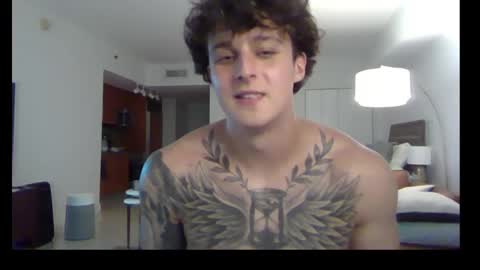 henrydesanti online show from September 9, 2025, 7:46 pm