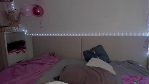 hentaisonya online show from March 1, 2026, 5:09 am