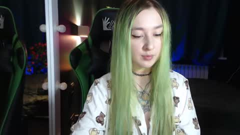 Hentaishiing online show from January 8, 2025, 5:05 pm