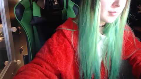 Hentaishiing online show from October 2, 2025, 4:58 pm