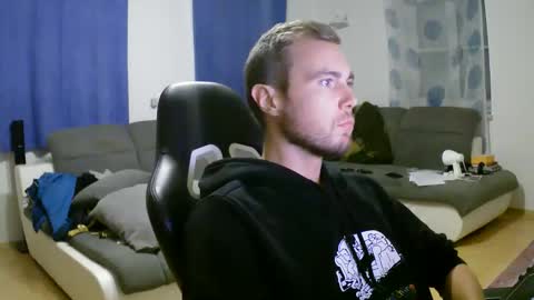 John Pearl online show from October 19, 2025, 5:24 pm