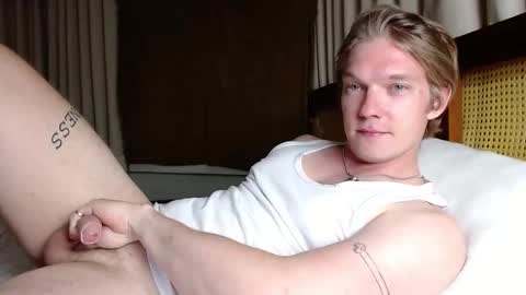 Gregblonde  Alextattoo online show from February 19, 2025, 4:22 pm