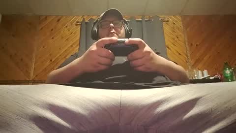 Hereforbootyyyy online show from April 5, 2026, 10:01 am