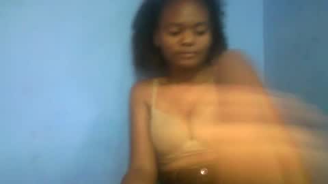 herisse01 online show from March 16, 2026, 5:44 am