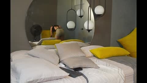 Hermione Scott online show from February 1, 2025, 2:24 pm