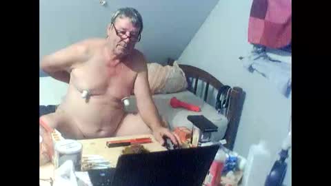 herry140 online show from October 11, 2025, 4:55 am