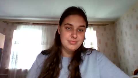 hess_luna_ online show from September 13, 2025, 9:20 am