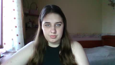 hess_luna_ online show from January 6, 2026, 10:08 am