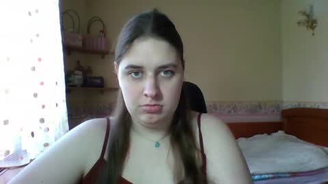 hess_luna_ online show from April 17, 2026, 9:01 am