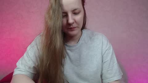 Snapshot of hesssa chatting on December 25, 2024, 2:23 pm Hesssa Prime time  The broadcasts start at 3am and 3 pm London time  online show from December 25, 2024, 2:23 pm