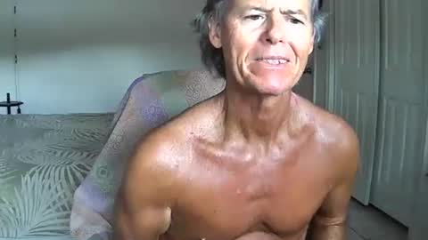 hewes1 online show from May 17, 2026, 8:16 pm
