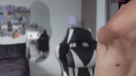 hey_cesard online show from September 22, 2025, 2:41 pm