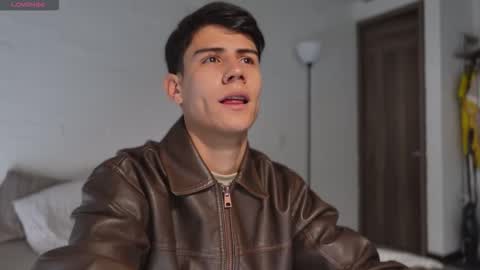 hey_cesard online show from March 25, 2026, 1:17 pm