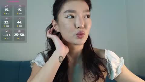 Audrey online show from November 27, 2025, 2:19 pm