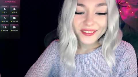  Nora  online show from November 18, 2025, 1:22 am