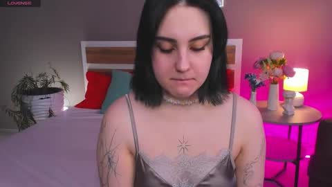 Tessa online show from February 1, 2026, 6:06 pm