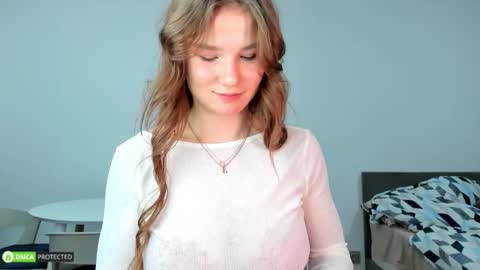 Bella 3 online show from September 19, 2025, 11:05 pm