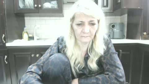 Snapshot of heyheygrey chatting on July 1, 2026, 4:29 pm Heyheygrey online show from July 1, 2026, 4:29 pm