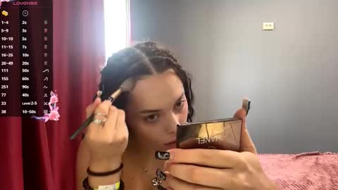 Gina online show from October 20, 2025, 8:48 am