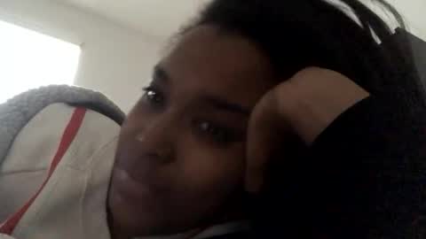 heyyou301990 online show from November 18, 2025, 7:18 pm