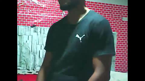 hhhjnf1 online show from September 28, 2025, 11:10 pm