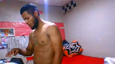 hhhjnf1 online show from October 29, 2025, 4:37 am