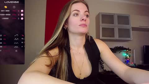 Lina online show from January 17, 2025, 8:34 am