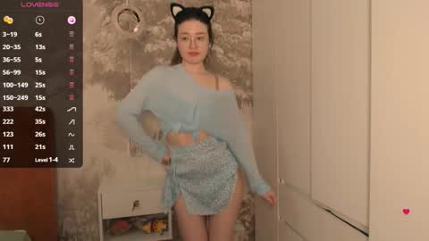 Hiaru online show from March 10, 2026, 5:34 am