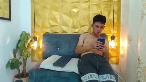 HIDAN online show from March 8, 2025, 5:38 am