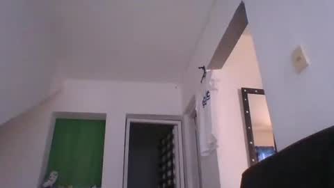 Snapshot of hiddencrazy69 chatting on November 20, 2025, 7:35 pm Clau y Ricky online show from November 20, 2025, 7:35 pm