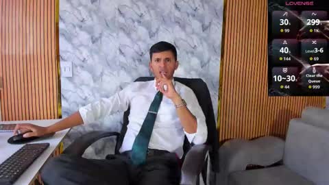 Snapshot of hiddenoffice chatting on September 13, 2025, 10:20 pm George online show from September 13, 2025, 10:20 pm