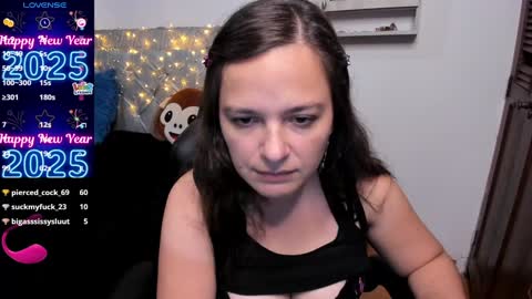 Snapshot of hidianapaola chatting on January 11, 2025, 2:30 am Diana online show from January 11, 2025, 2:30 am
