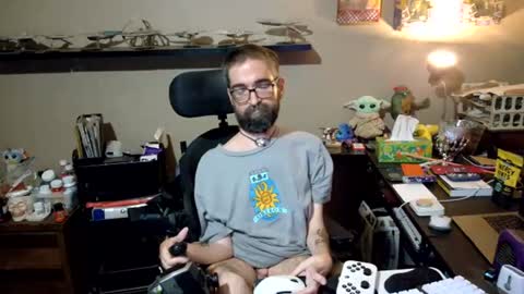Snapshot of highpriest_belial chatting on June 22, 2026, 3:25 am James Belial online show from June 22, 2026, 3:25 am