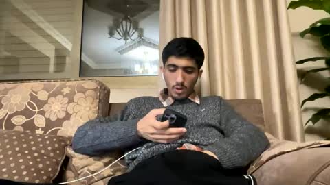 Snapshot of hihi9697 chatting on February 22, 2025, 11:57 pm hihi9697 online show from February 22, 2025, 11:57 pm