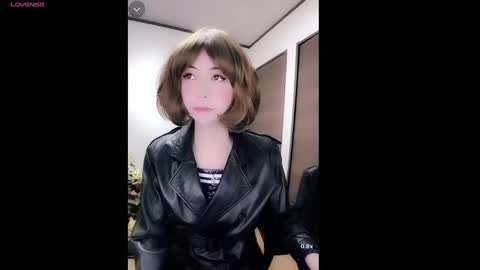 hiiro online show from December 30, 2024, 1:47 pm