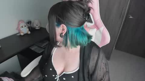 hikaru_arimura online show from March 17, 2026, 2:05 am