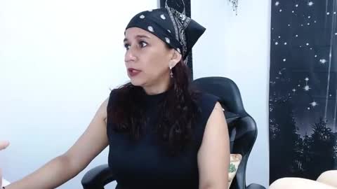 hikaryfire online show from November 5, 2025, 8:20 pm