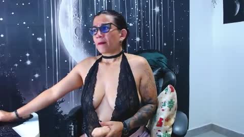 hikaryfire online show from May 31, 2026, 1:36 am