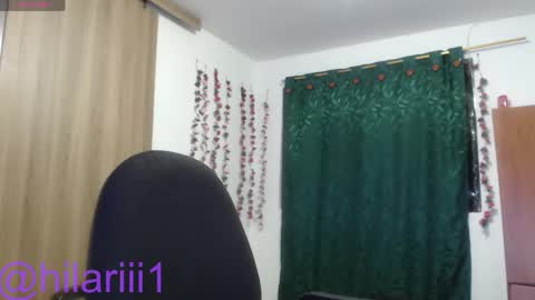 hilaril18 online show from April 20, 2026, 6:42 pm