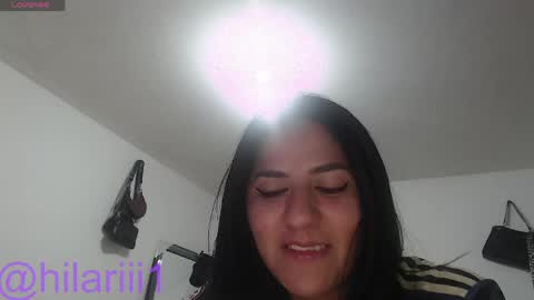 hilaril18 online show from May 22, 2026, 6:24 pm