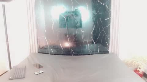 Hilary Avilan online show from March 24, 2026, 7:08 pm