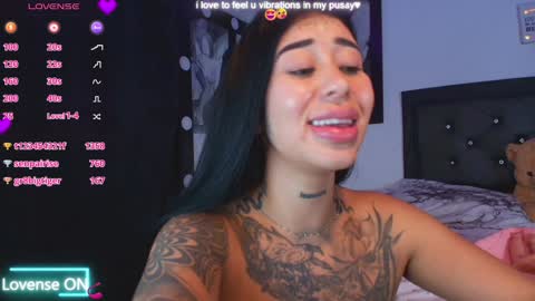 Snapshot of hilary_jones_22 chatting on January 20, 2025, 1:50 am LUNA new account FOLLOW ME online show from January 20, 2025, 1:50 am